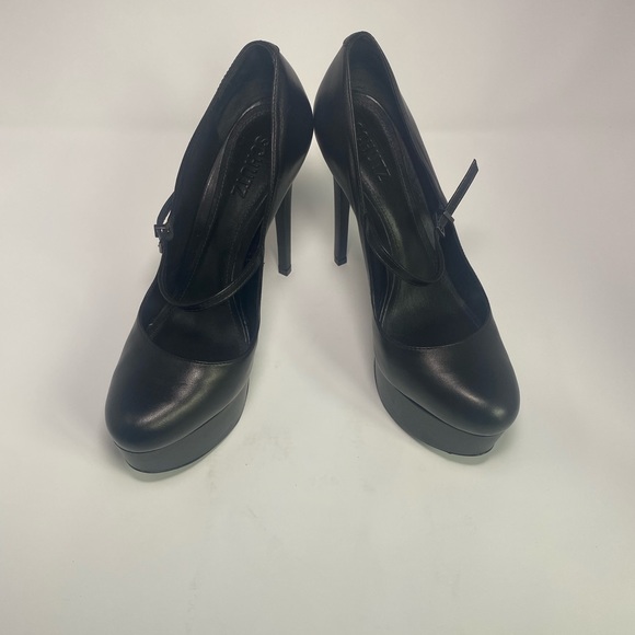 Schutz high heels size 9 - Picture 2 of 5